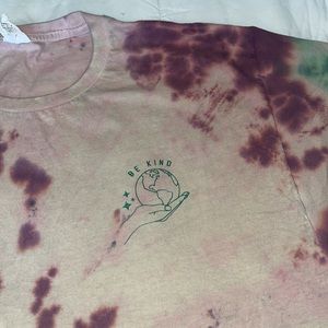 Tie dye - be kind shirt
